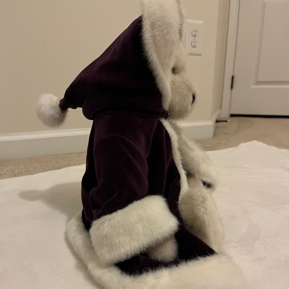 Boyd’s Bear Collector Bear - Picture 7 of 10